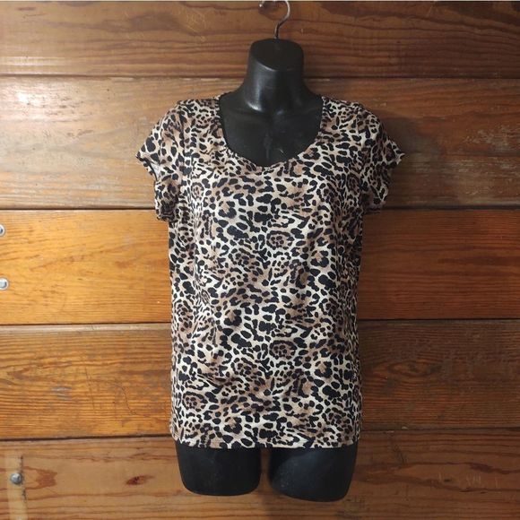 Leopard Print Short Sleeve Top - Picture 2 of 3